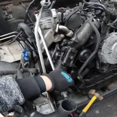 Gdzie jest zawór EGR w Mercedesie Sprinter? Oto co musisz wiedzieć